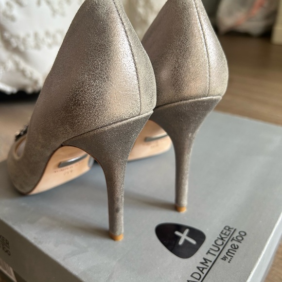 Badgley Mischka Silver Embellished Peep Toe Heels - Picture 7 of 11
